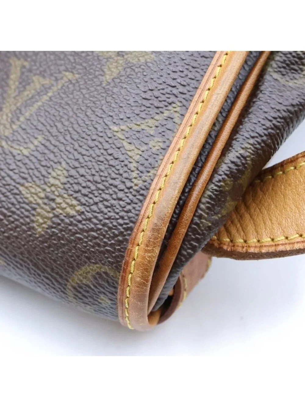 Louis Vuitton Monogram Saumur 43 Shoulder Bag Brown Leather Gold